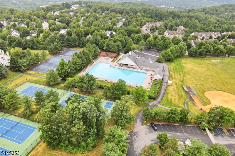 Hamilton Woods - Residential