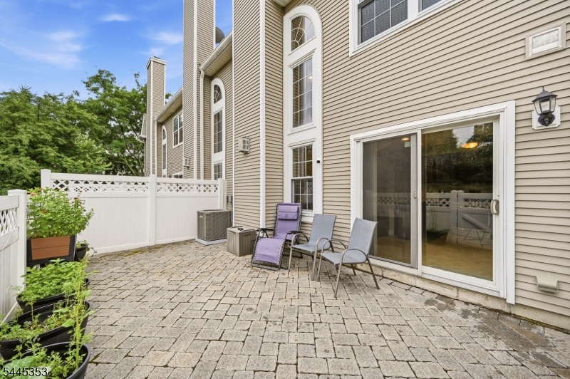 Hamilton Woods - Residential