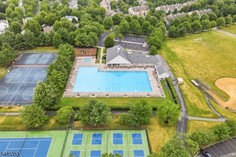 Hamilton Woods - Residential