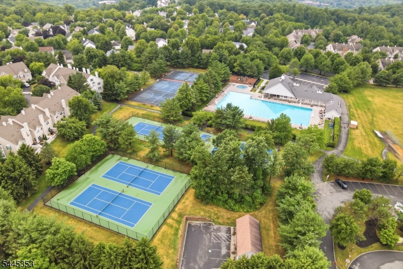 Hamilton Woods - Residential