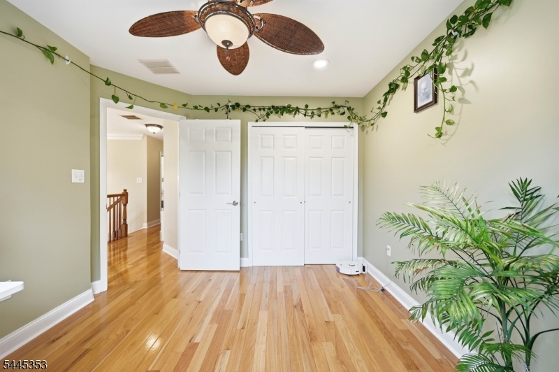 Hamilton Woods - Residential