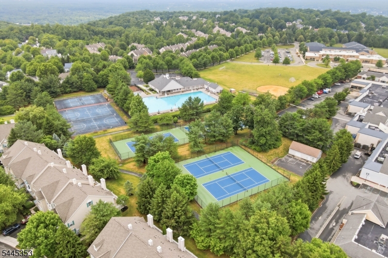 Hamilton Woods - Residential