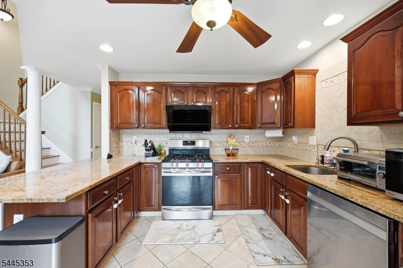 Hamilton Woods - Residential