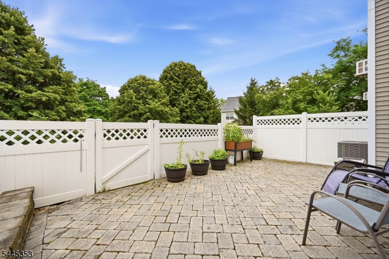 Hamilton Woods - Residential