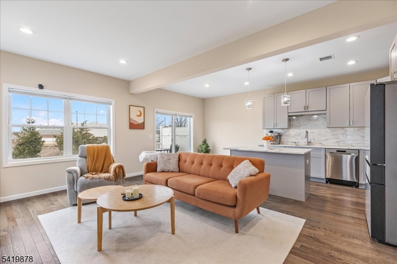 Valerie Villas - Residential