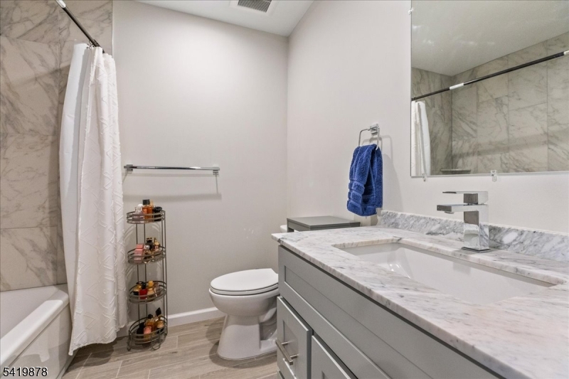 Valerie Villas - Residential