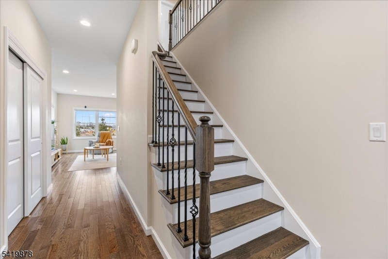 Valerie Villas - Residential
