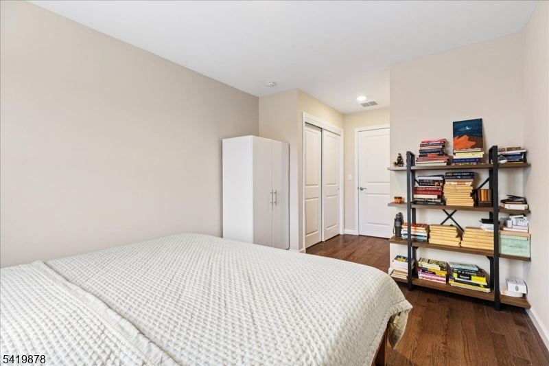 Valerie Villas - Residential