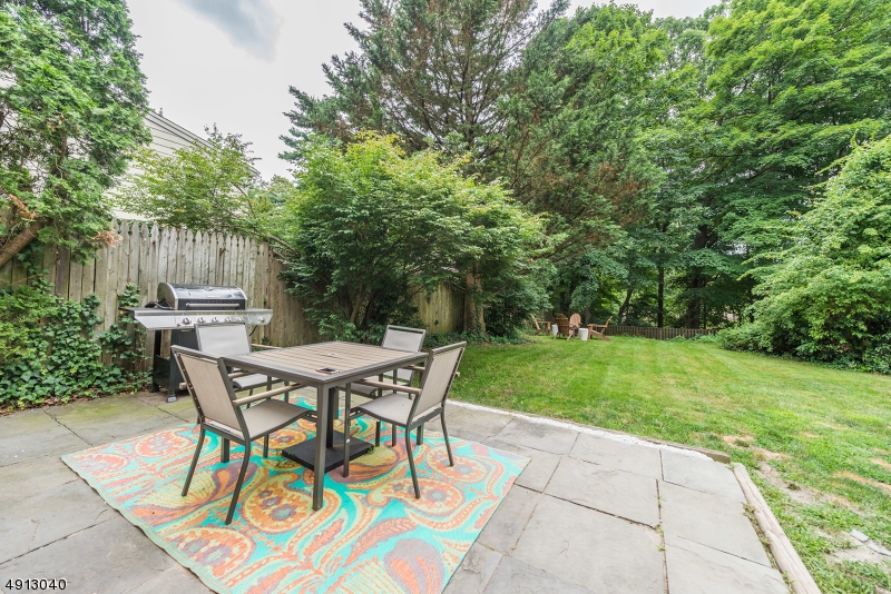 Pleasantdale - Residential