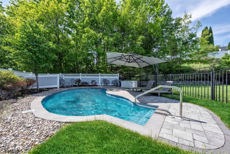 THE PEAKS - Residential