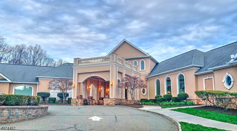 Fox Hills - Residential
