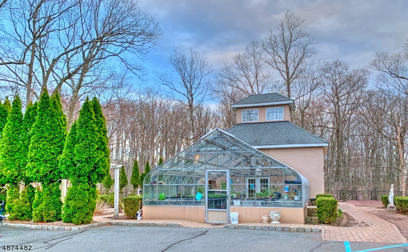 Fox Hills - Residential