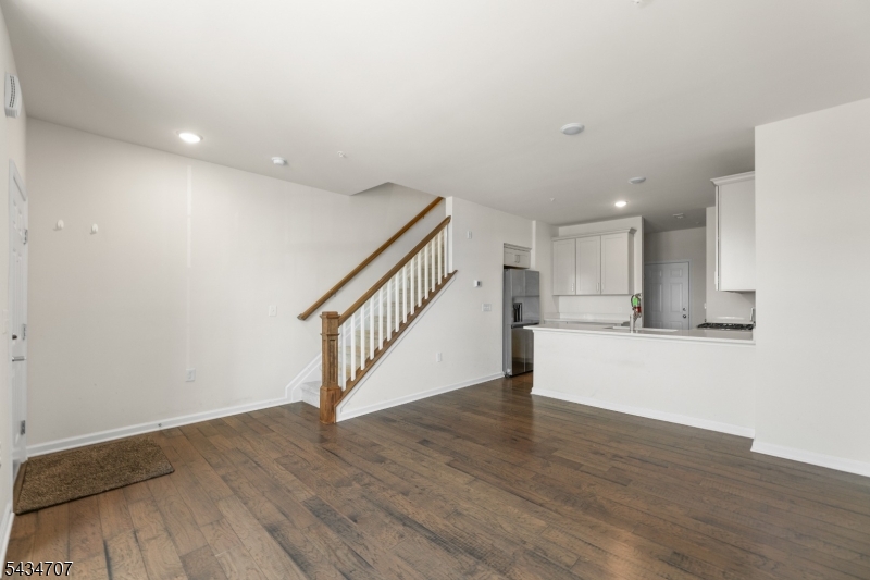 Somerville Station - Residential
