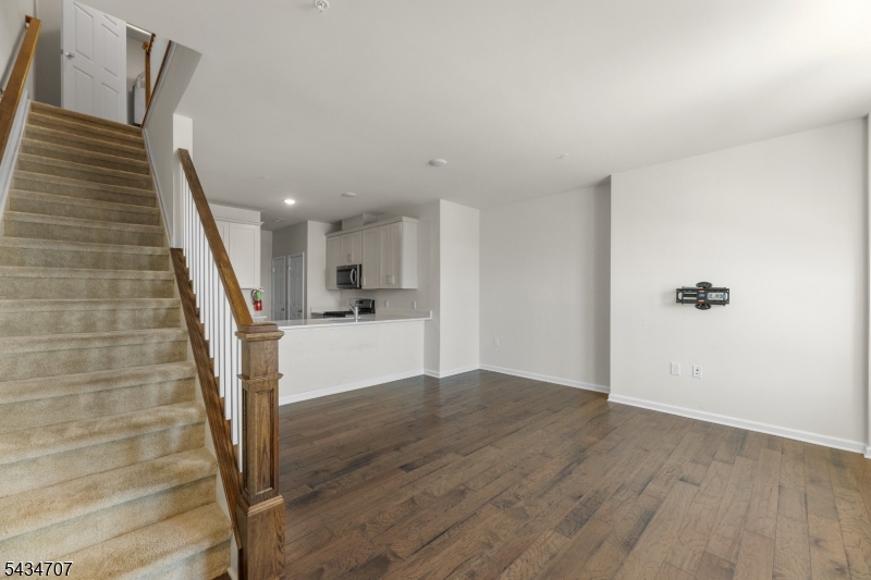 Somerville Station - Residential