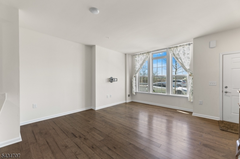 Somerville Station - Residential