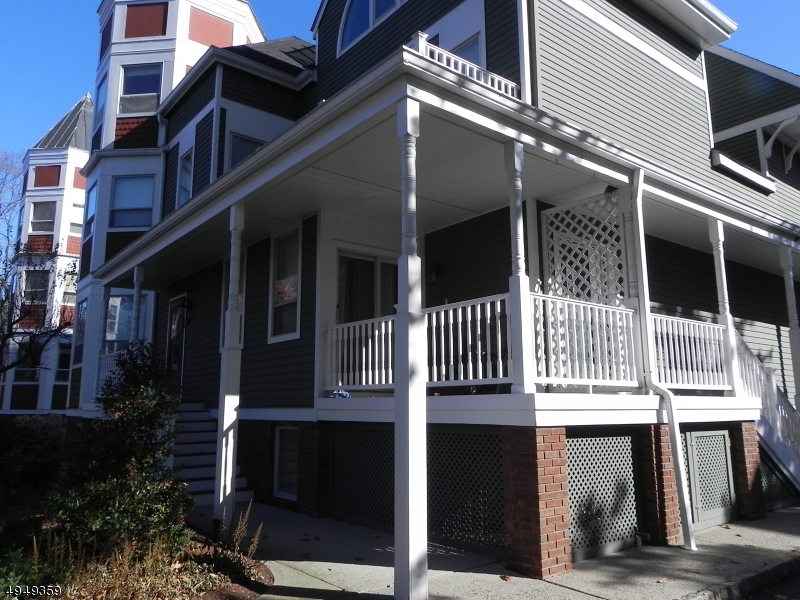 Franklin Corners - Residential