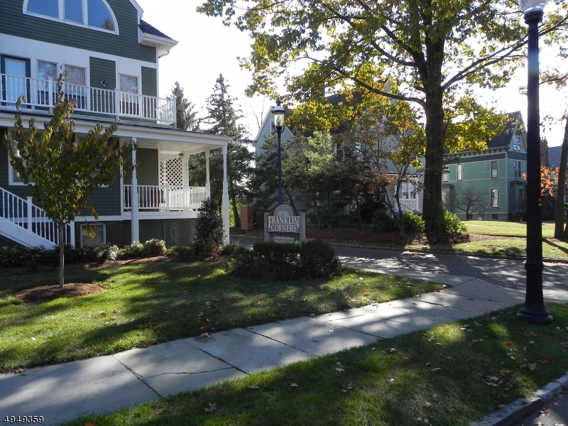 Franklin Corners - Residential