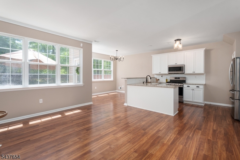 Montgomery Walk - Residential