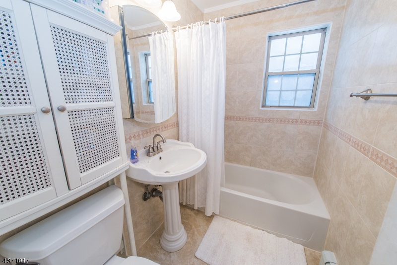 Valleystream - Residential Lease