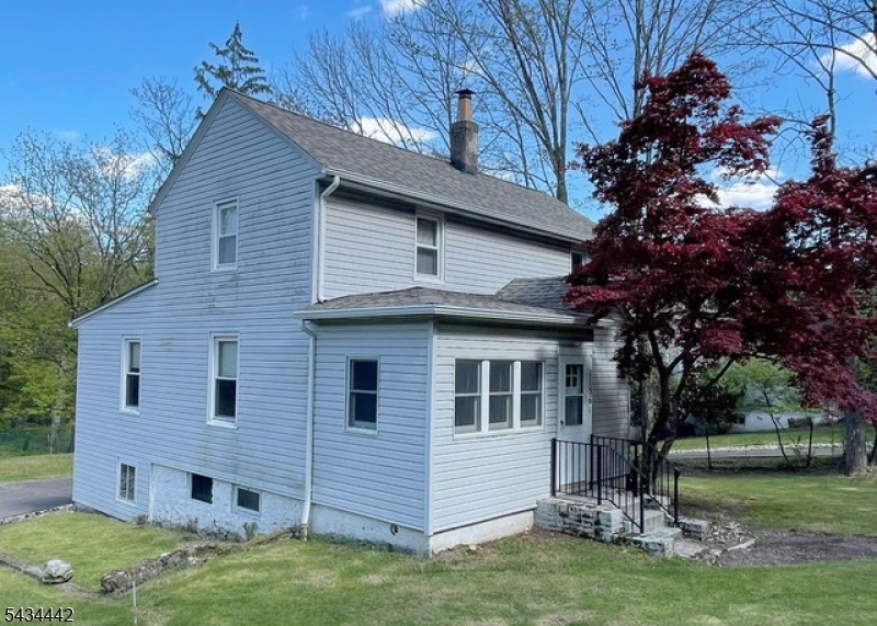 Newly updated one family home in Top Location Franklin Lakes border. Entire home has been freshly painted, offers refurbished HW floors, newer windows, roof, gutters, and Electric Panel. Brand new eat-in Kitchen w/SS Appliances & large Breakfast area has adjoining pantry and gleaming wood floors. Covered 3 Season front porch, DR/office, one BR & updated Full Bath w/tub are all on the first. Two BRs w/gleaming wood floors & updated Half Bath on the Second.  Unfinished Basement for storage and W/D. Yard and Parking for 2 cars. Tenant is responsible for all utilities including water & sewer. LL is responsible for Lawn & Snow Removal. Renters Insurance for the term of the Lease. No Pets, no smoking in the house, basement nor covered porch. Credit Check & Application & if approved a background check will be required /NTN report. Lastly an interview will be required. Bright home in mint condition!