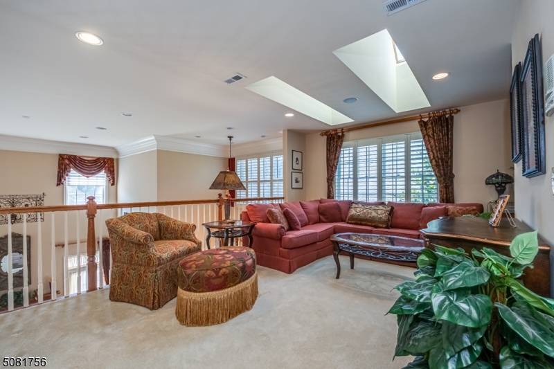 Hawk Pointe - Residential