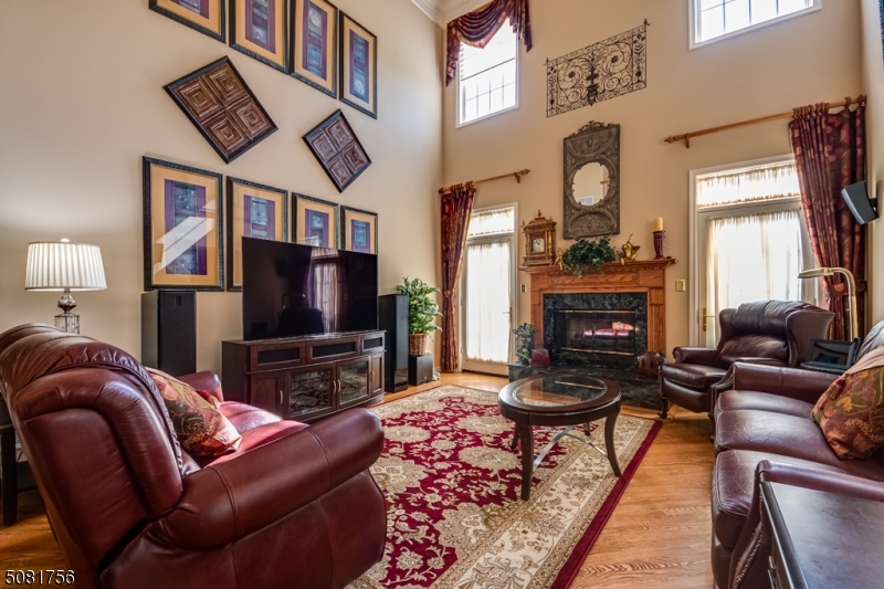 Hawk Pointe - Residential