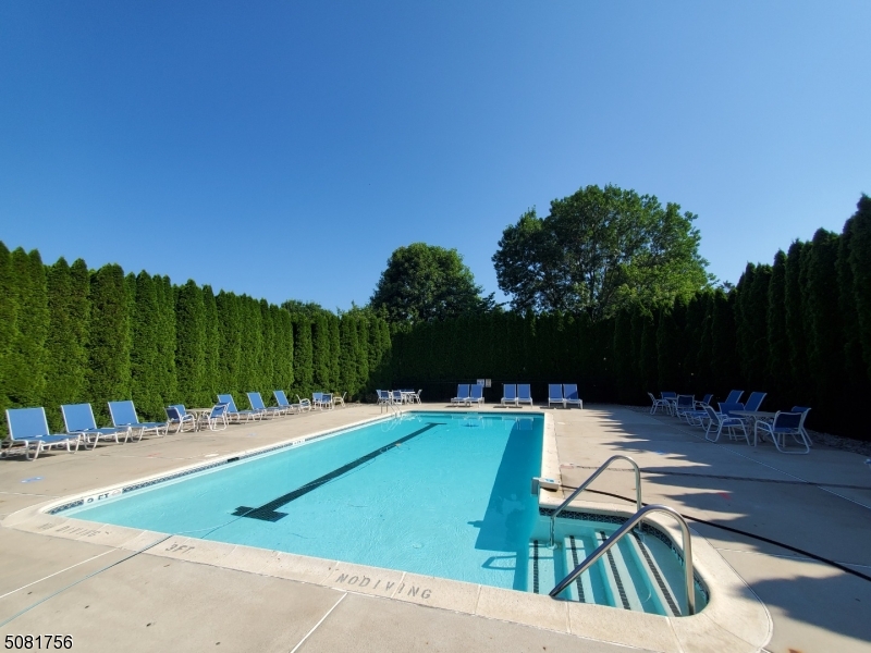 Hawk Pointe - Residential