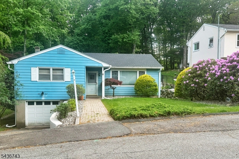 White Meadow Lake - Residential