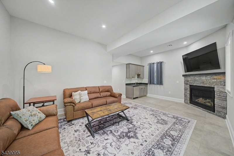 Cedar Lake - Residential