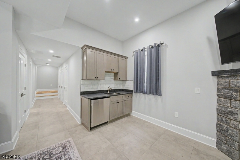 Cedar Lake - Residential