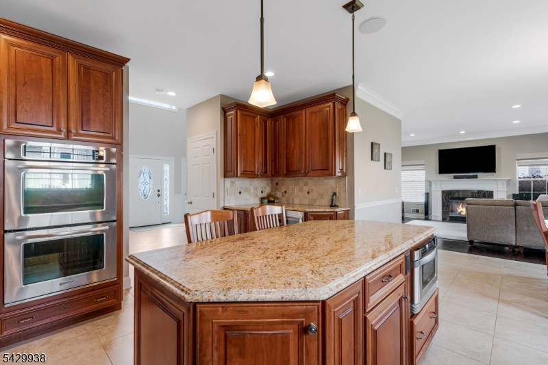 Royal Estates - Residential