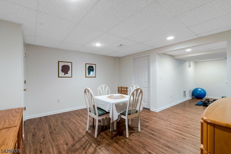 Royal Estates - Residential