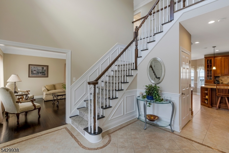 Royal Estates - Residential