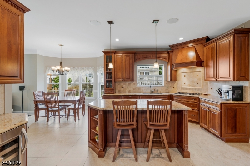 Royal Estates - Residential