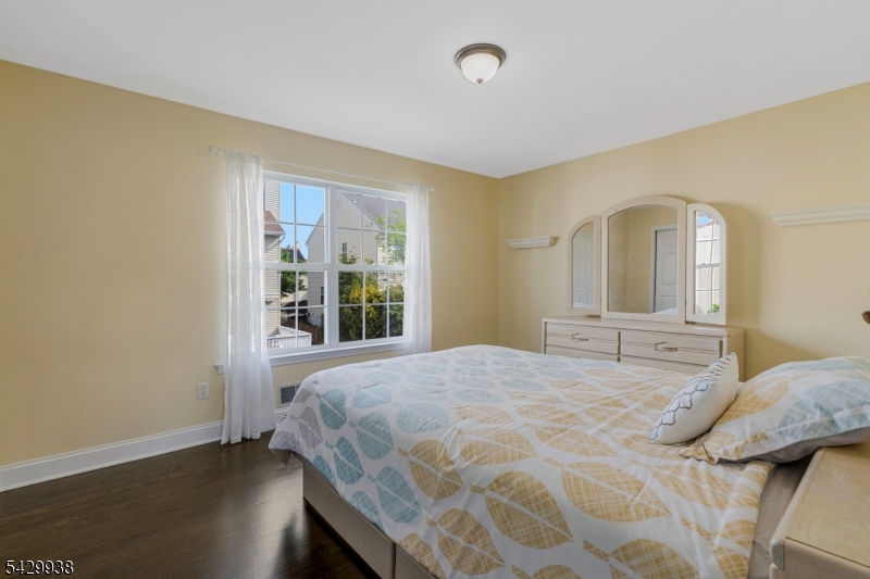 Royal Estates - Residential