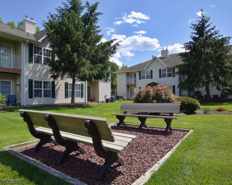 Chanda Arms - Residential