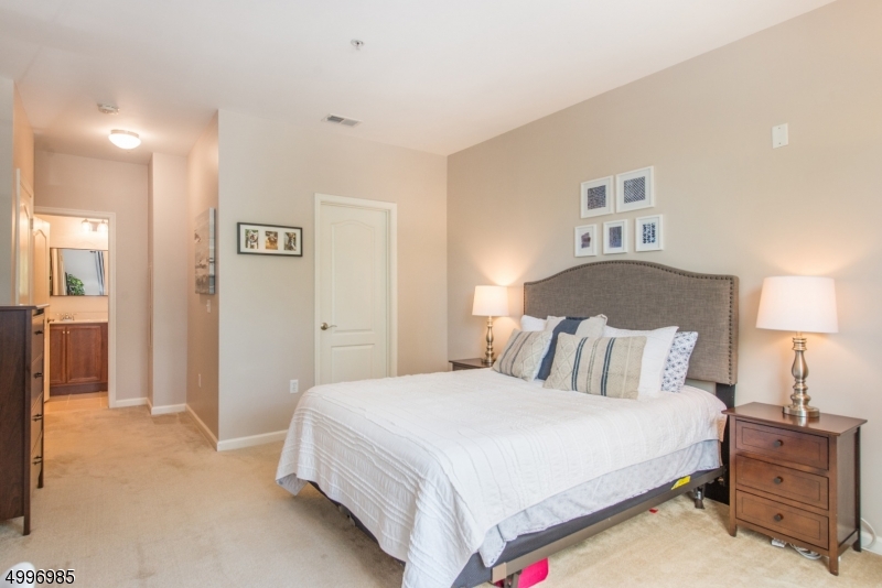 The Grande at Hanover - Residential