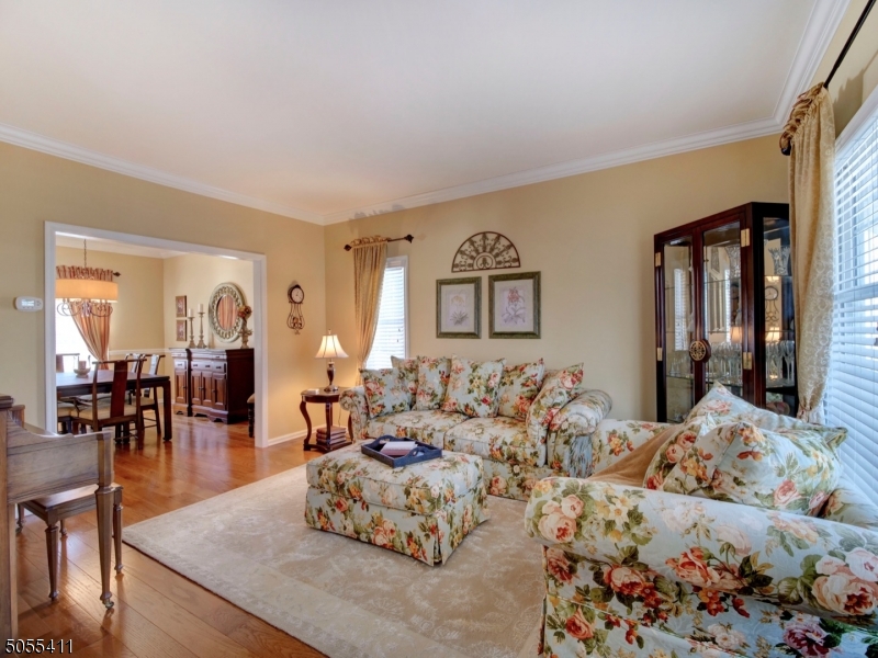 POETS PEAK - Residential