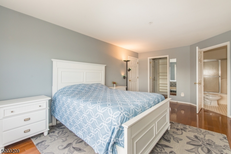 Morristown Court - Residential