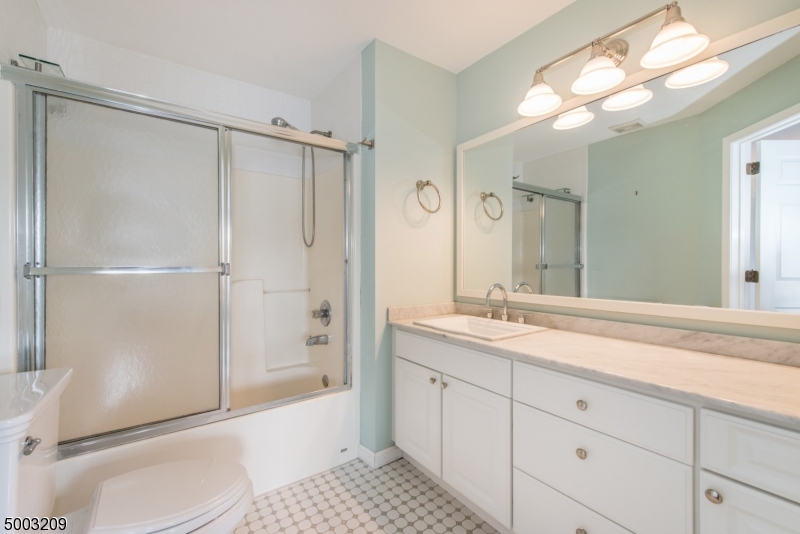 Morristown Court - Residential