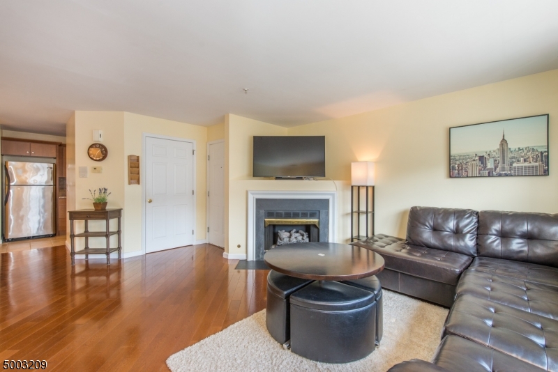 Morristown Court - Residential