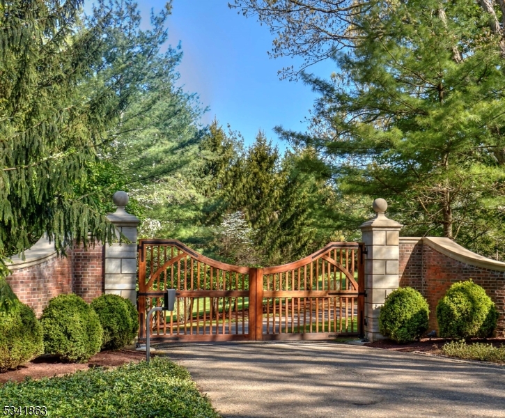 Bernardsville Mountain - Residential