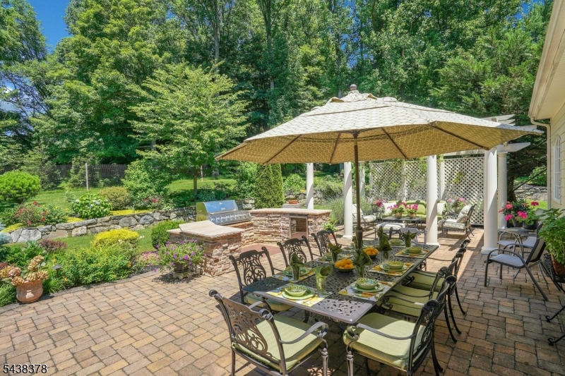 BROOKSIDE - Residential