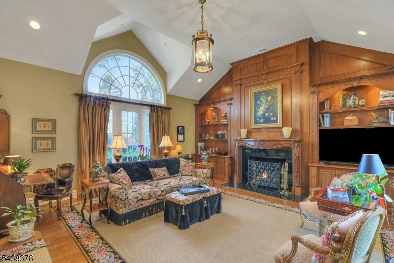 BROOKSIDE - Residential