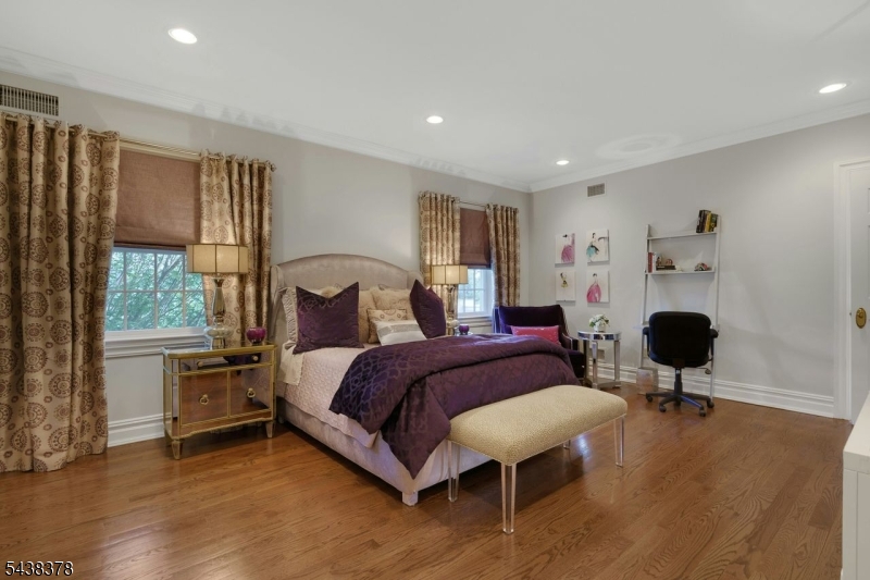 BROOKSIDE - Residential