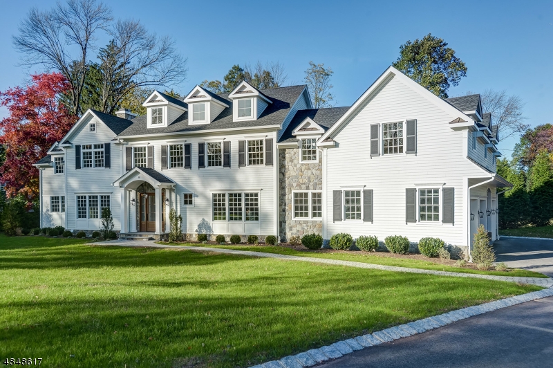 Luxury New Construction that is complete! Quality Craftsmanship throughout this magnificent home. This high end smart home offers open floor plan, office, media rm, rec rm, exercise rm, & light. Kitchen with Wood Mode Cabinets, Sub Zero, Marvel, Wolfe, Bosch, Dacor, Fisher Paykel, Butler's Pantry.  French Doors to the Back Patio. Family Room with wood burning fireplace.  Wonderful Baths abound with contemporary tiles and terrific layouts.  Open Porch with Fireplace.  The best of the best!