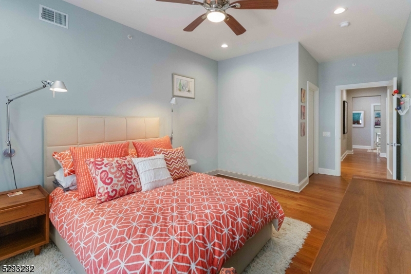 40 PARK PLACE - Residential