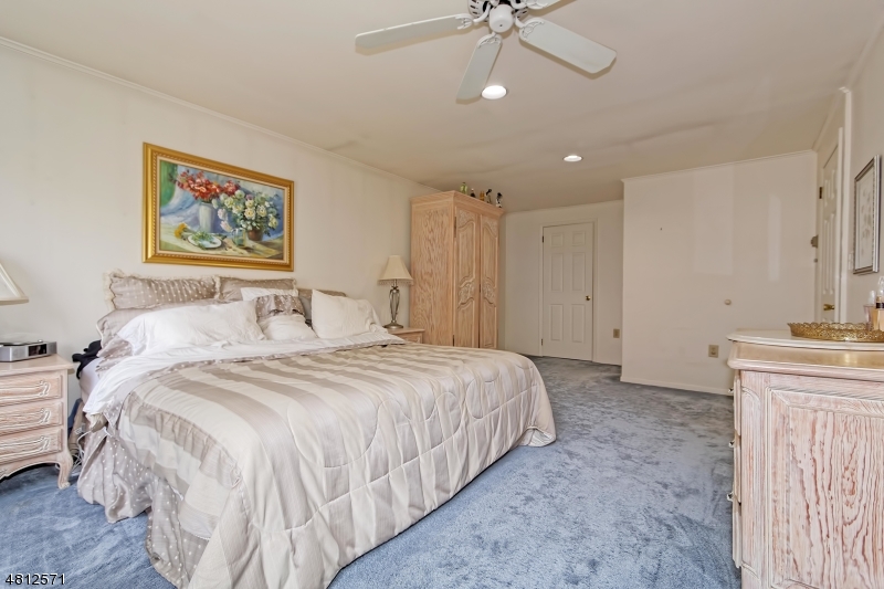 White Meadow Lake - Residential