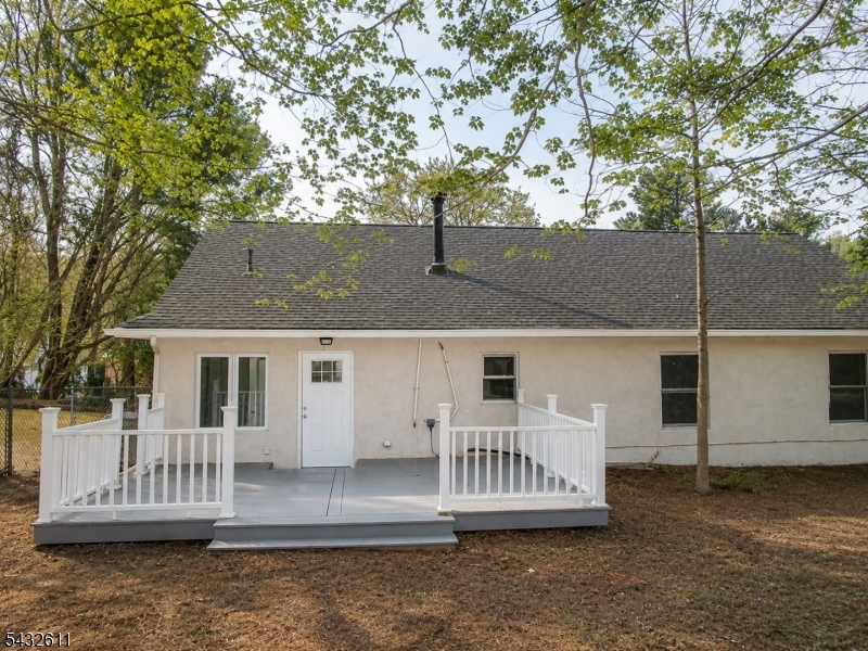 Lake Hpoatcong - Residential