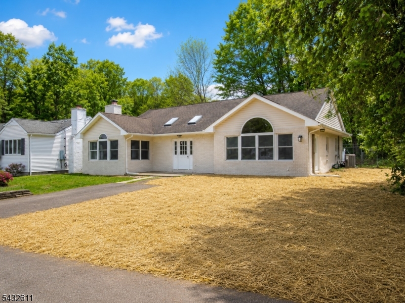 Lake Hpoatcong - Residential